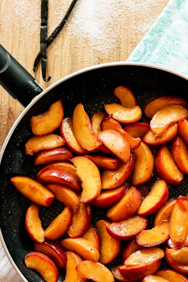 top down view on pan with peach pie filling