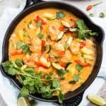 shrimp curry in black skillet