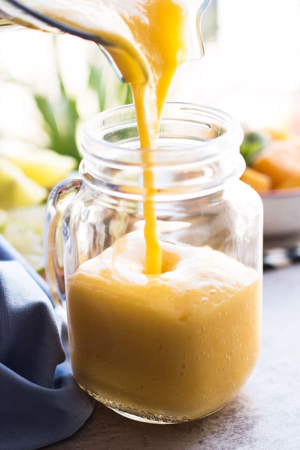 Banana Mango Smoothie {100 Fruit Without Yogurt!}