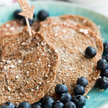 blue plate with healthy pancakes on it