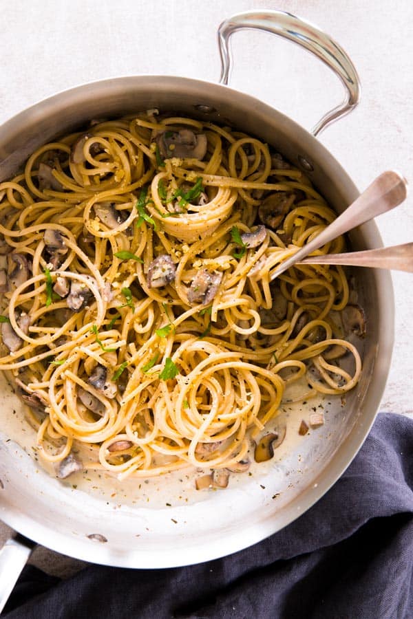 One Pot Pasta met champignons via Savory Nothings