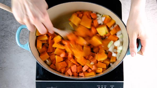 Roasting pumpkin, sweet potato, carrot and onion for an easy pumpkin soup.