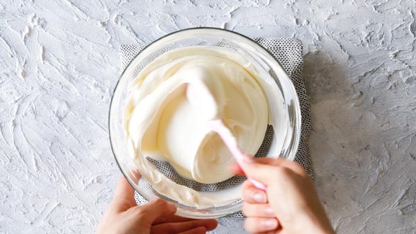 Cheesecake filling for no bake strawberry pie