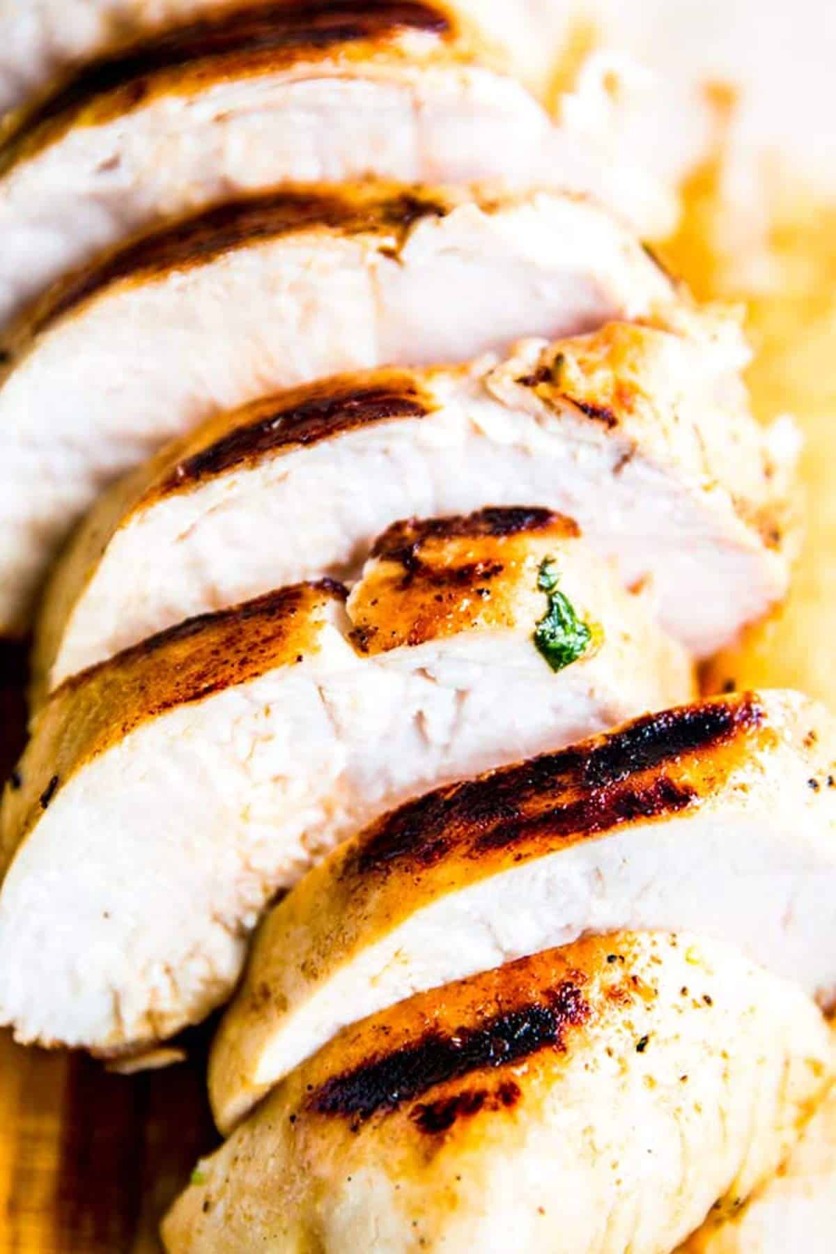 lemon garlic grilled chicken, sliced