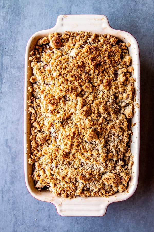 baked pear crisp in a dish