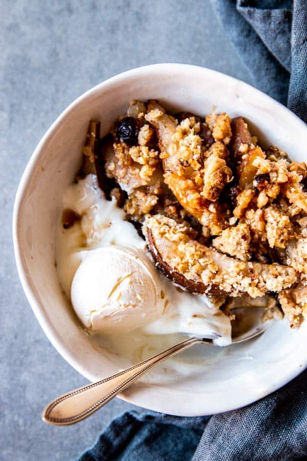 Easy Pear Crisp