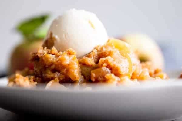 close up photo of apple cobbler on a plate