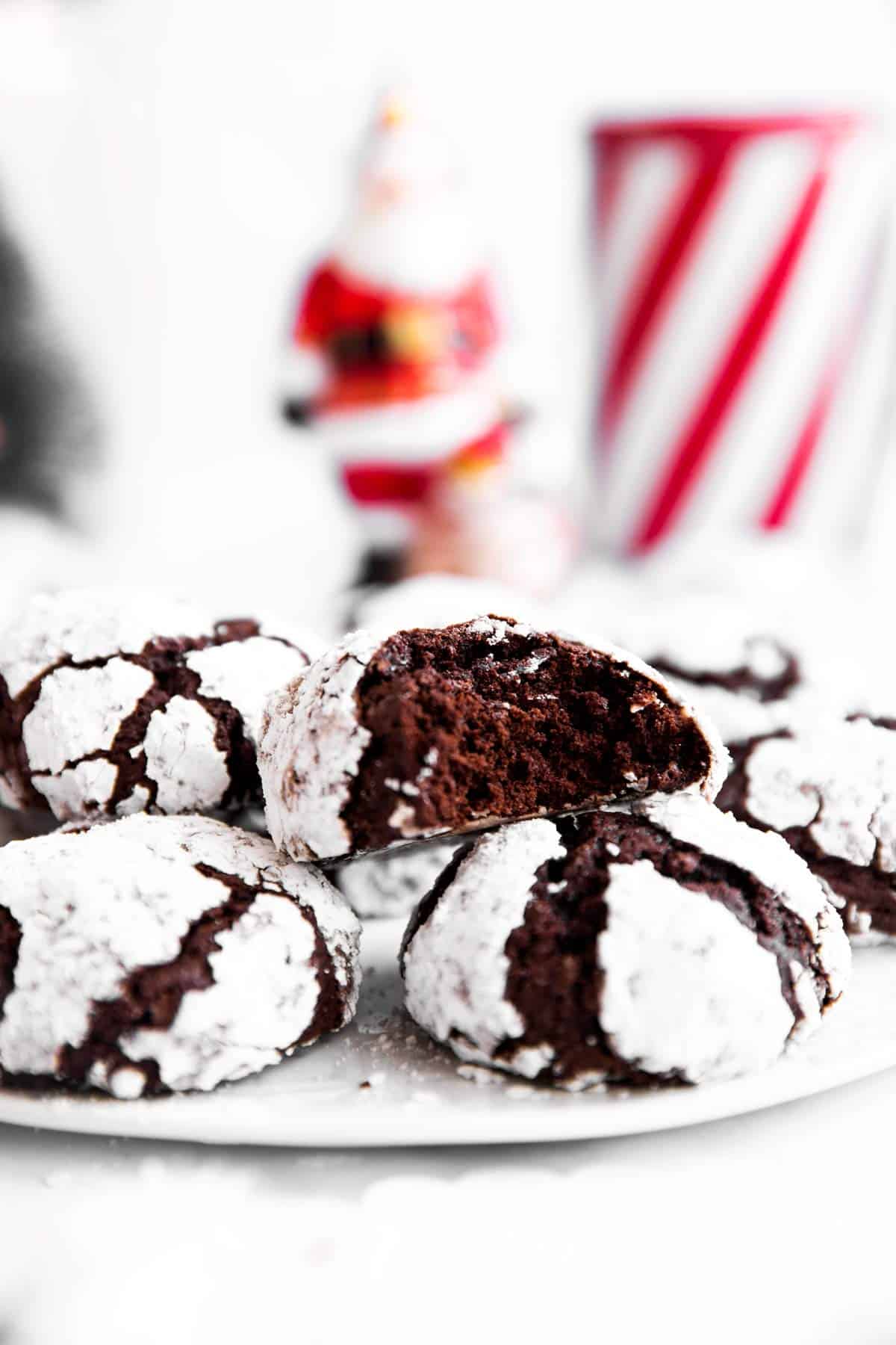 inside of chocolate crinkle cookie