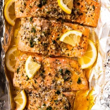 baked salmon on foil lined baking pan