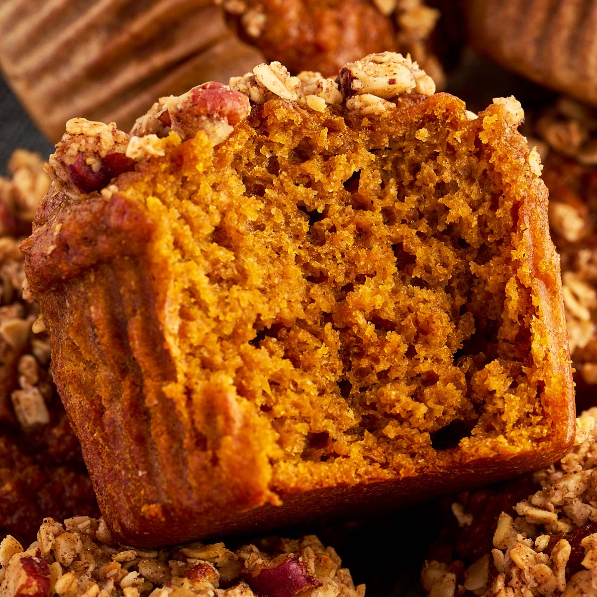 The Best Healthy Pumpkin Muffins