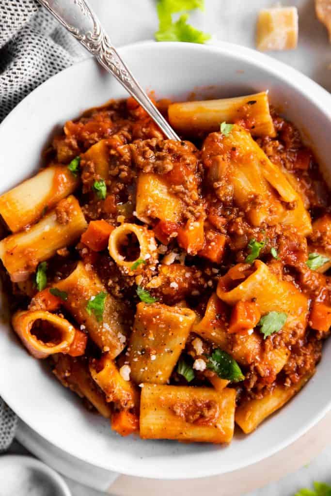 One Pot Rigatoni Bolognese Recipe Savory Nothings