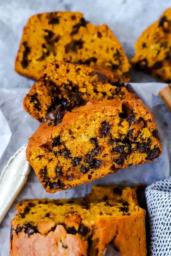 pile of chocolate chip pumpkin bread slices