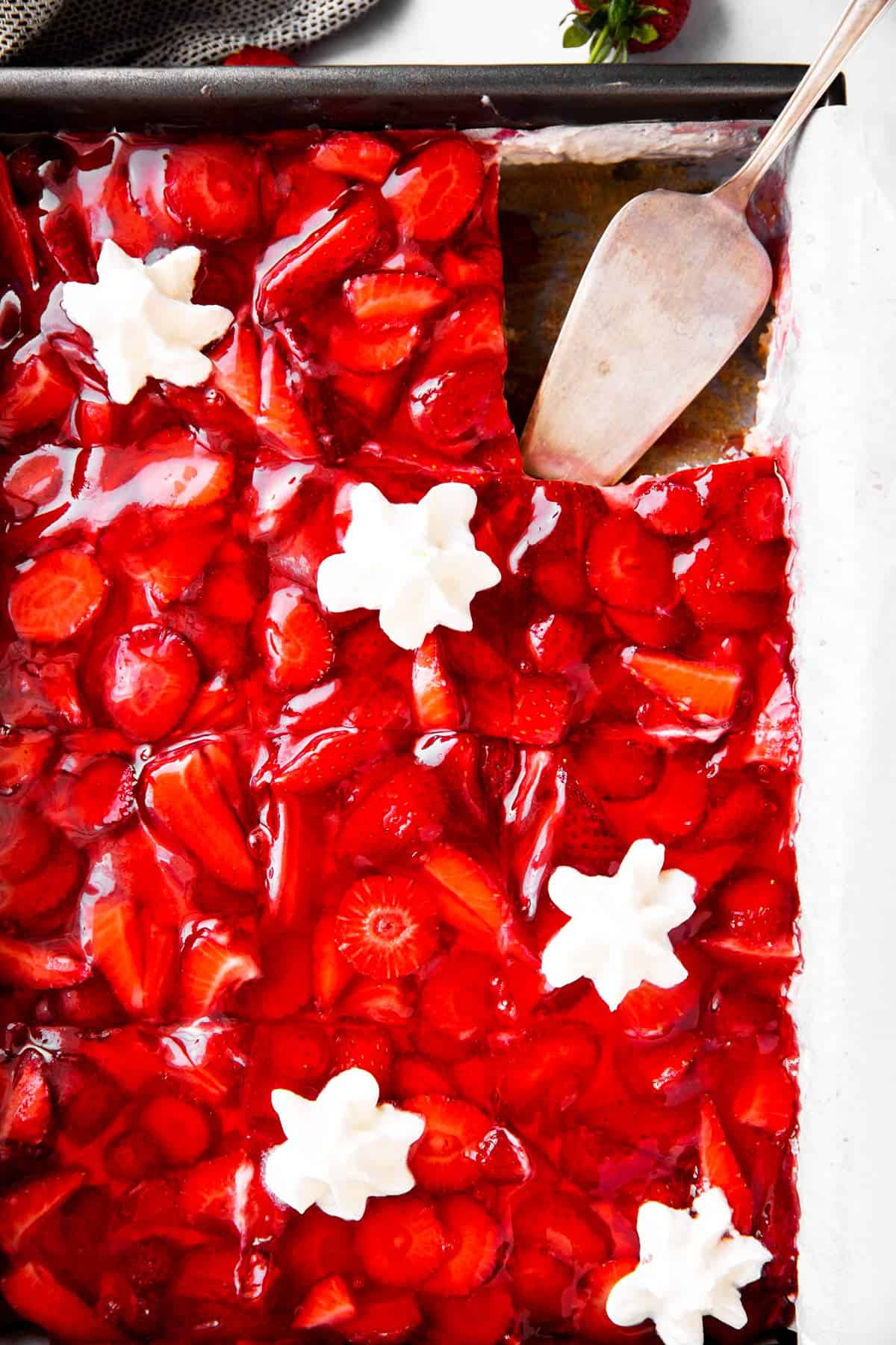 top down closeup of fresh strawberry cake