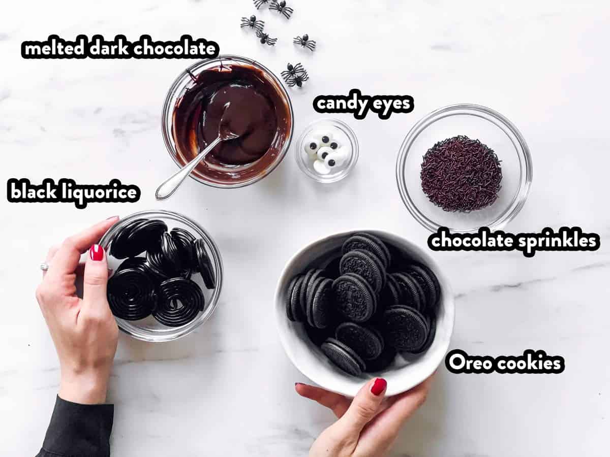 ingredients to make Spider Oreos with text labels