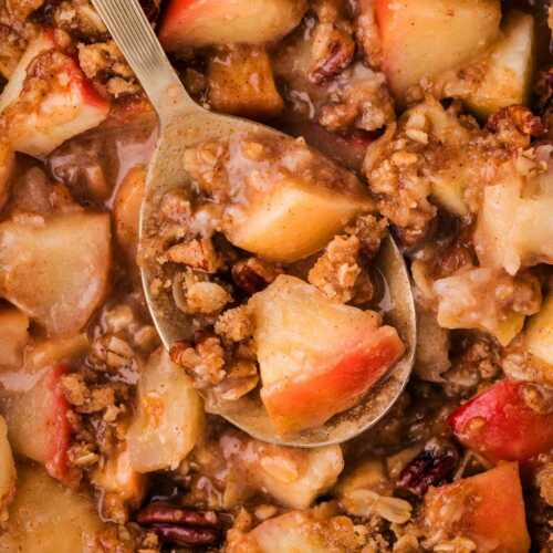 apple crisp on a spoon