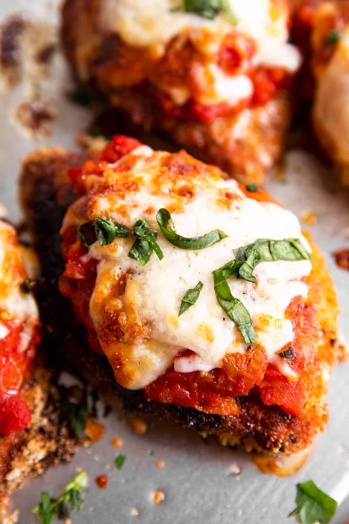 close up photo of chicken parmesan