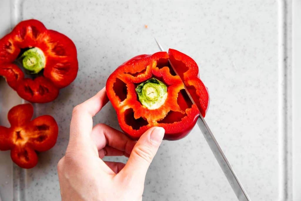 How to Cut a Bell Pepper (Professional Chef's Method!) Savory Nothings