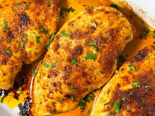 https://www.savorynothings.com/wp-content/uploads/2022/01/baked-chicken-breast-recipe-image-sq-500x375.jpg