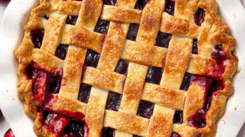 Classic Cherry Pie Recipe - Savory Nothings