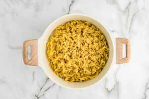 cooked egg noodles