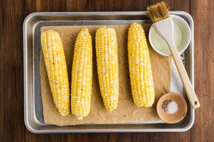 prepping corn cobs