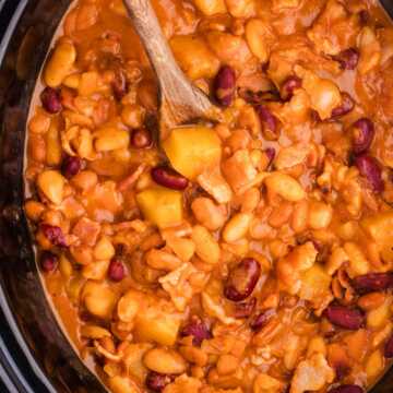 baked beans in a slow cooker