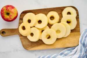 cored and sliced apples