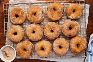 apple fritters on cooling rack