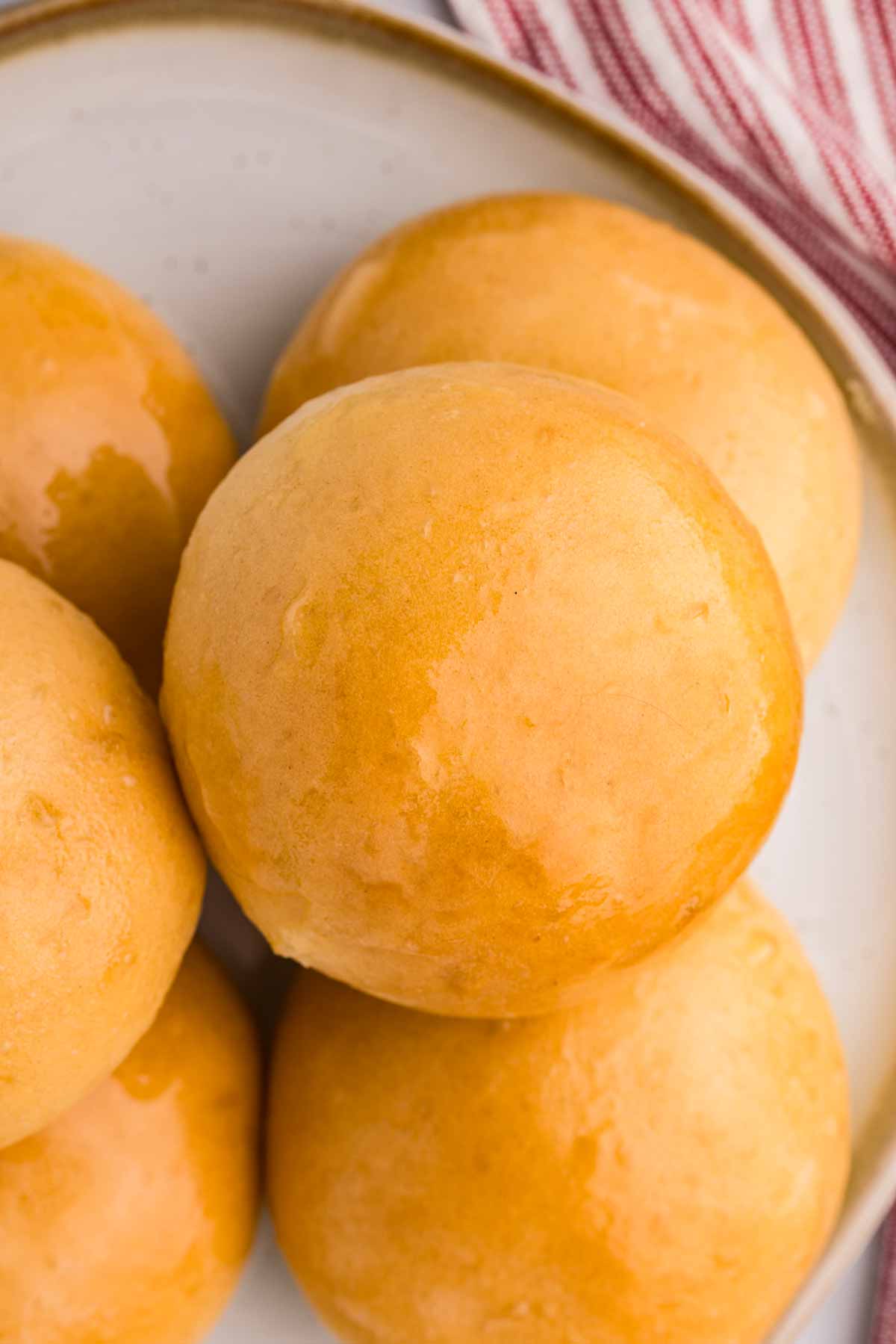 delicious shortcut bisquick dinner rolls