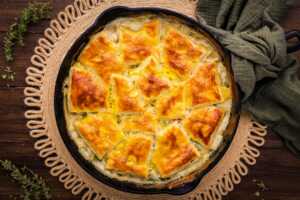 serving turkey pot pie