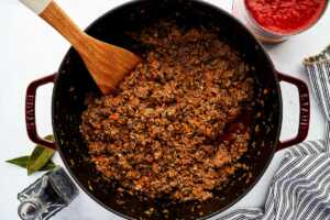 deglazing bolognese sauce