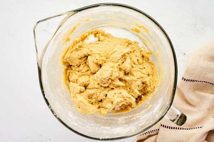 making snickerdoodle cookie dough