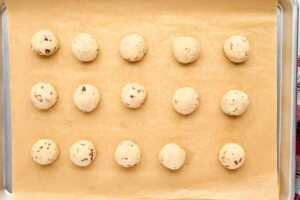 Baked Snowball Cookies.