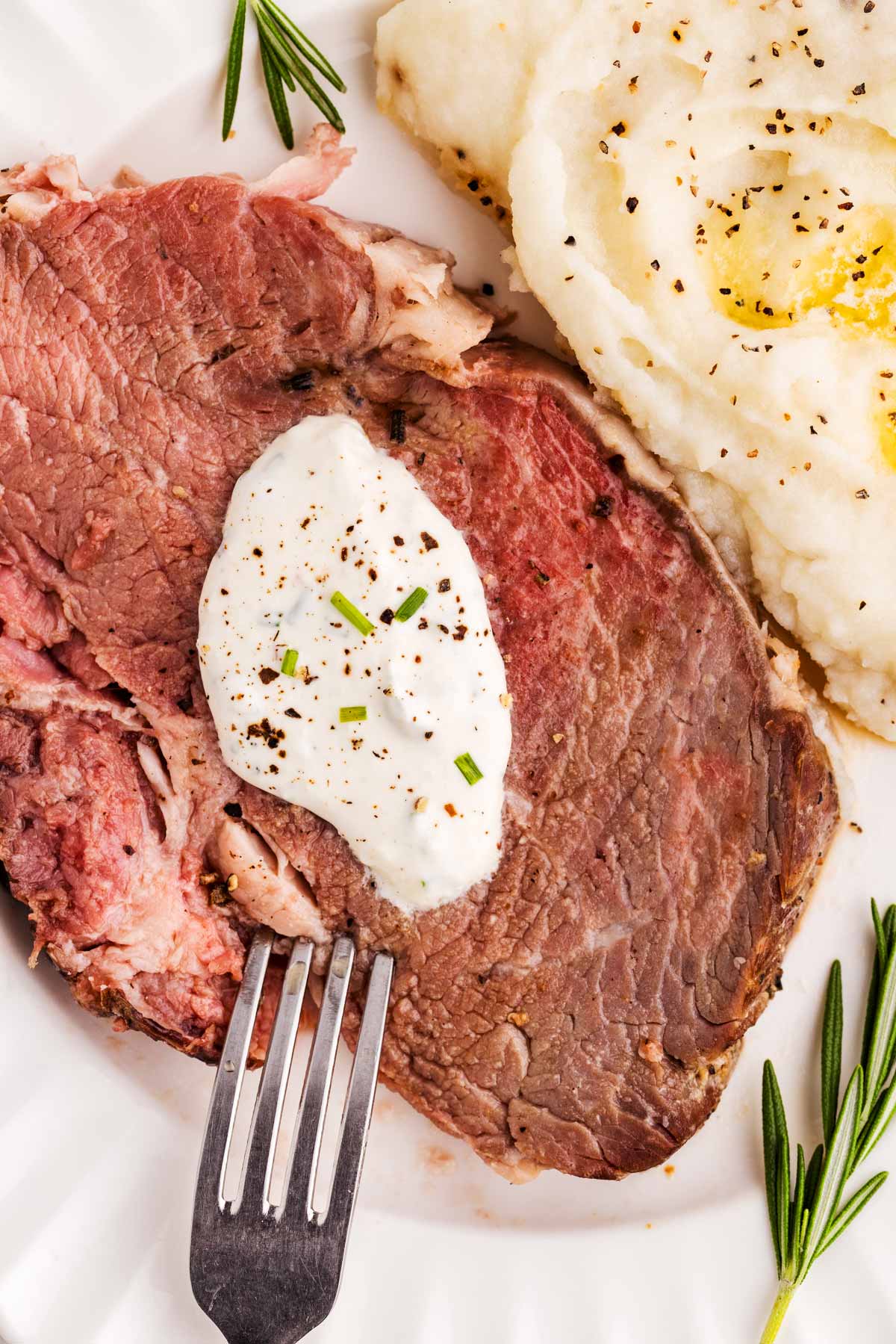 prime rib with mashed potatoes and horseradish sauce