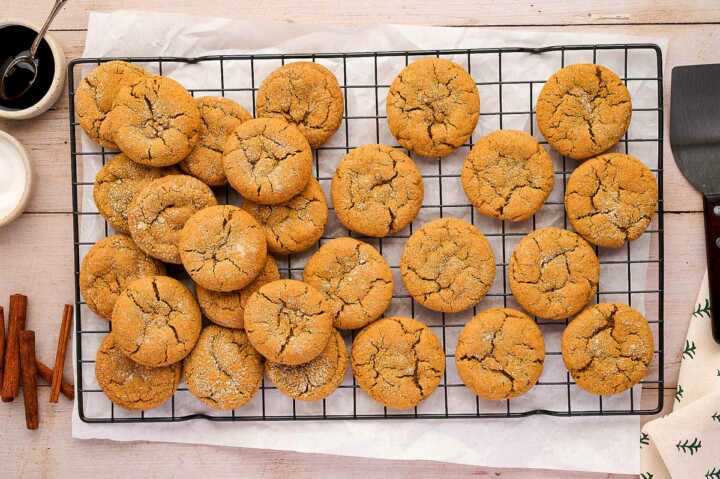 cooling molasses cookies on a wire rack