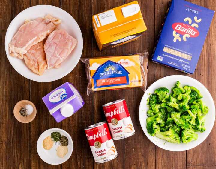 ingredients to make chicken broccoli pasta casserole