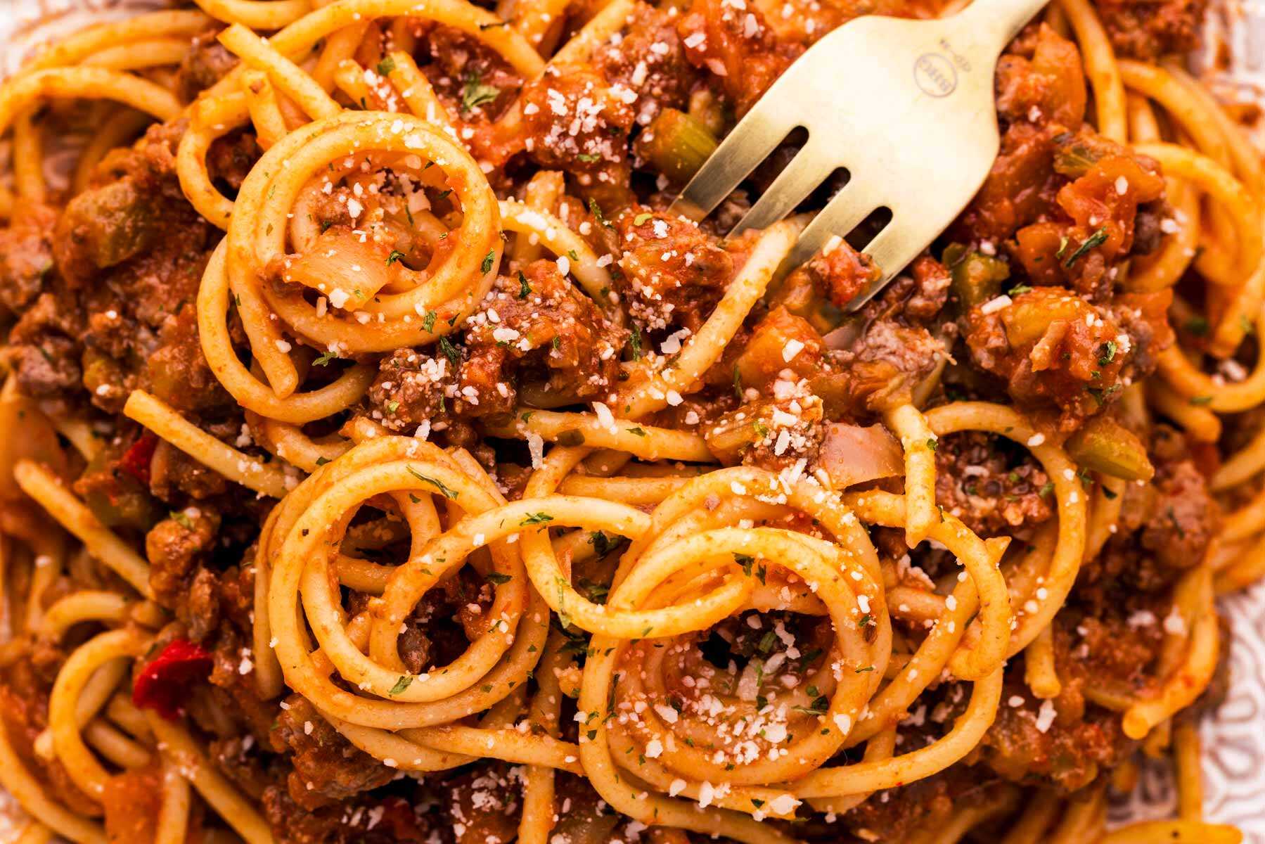 Spaghetti with meat sauce.