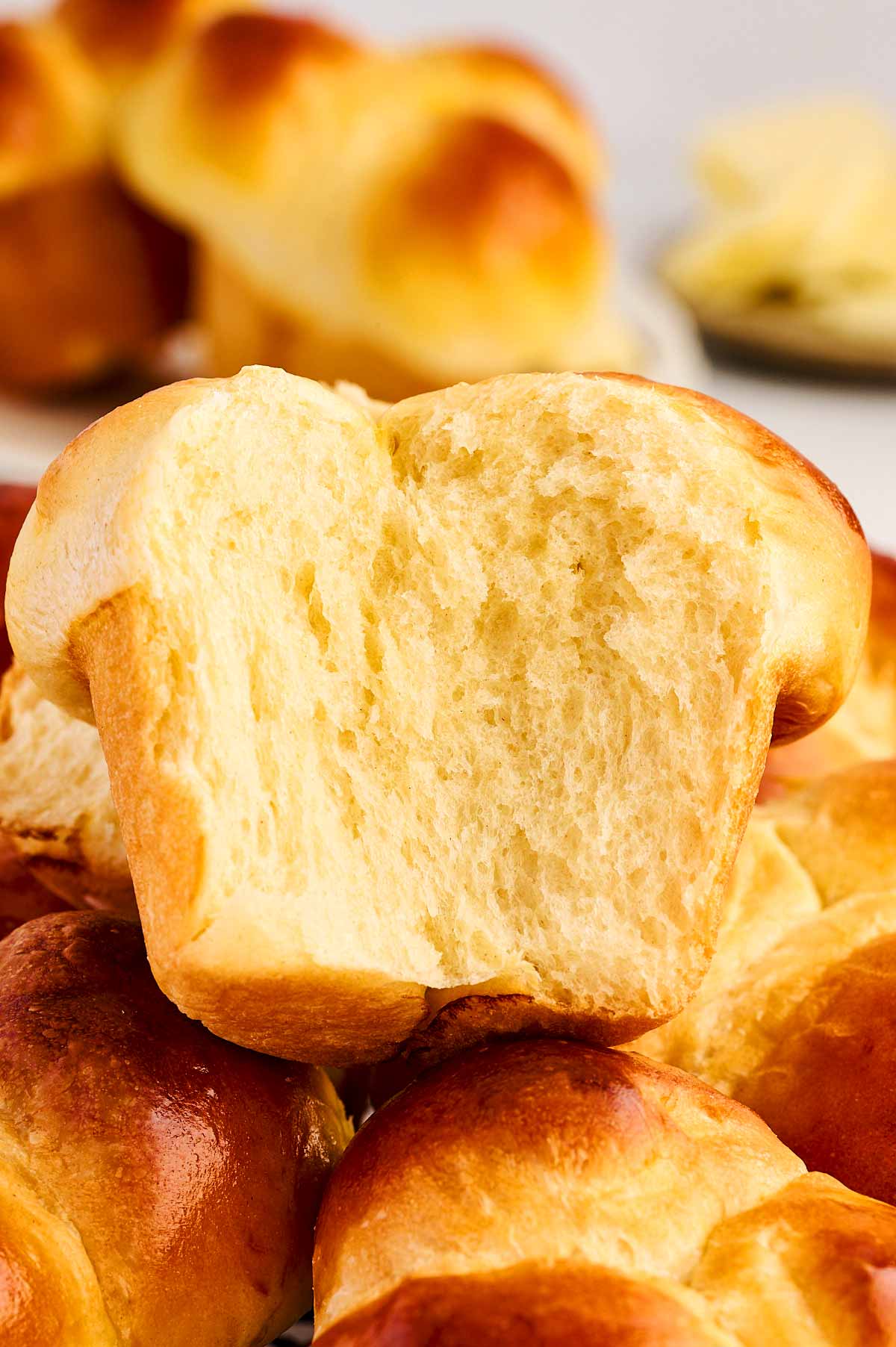 Close up photo of texture inside a cloverleaf roll.