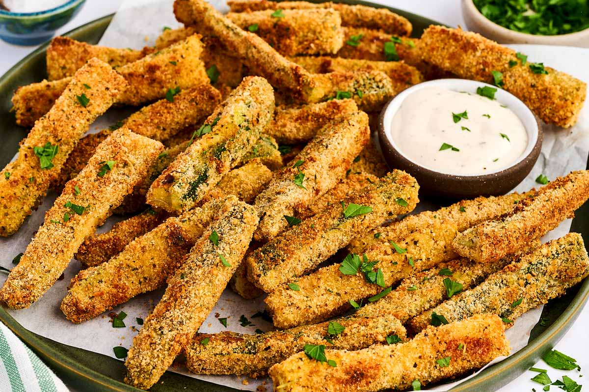 Platter with zucchini fries.
