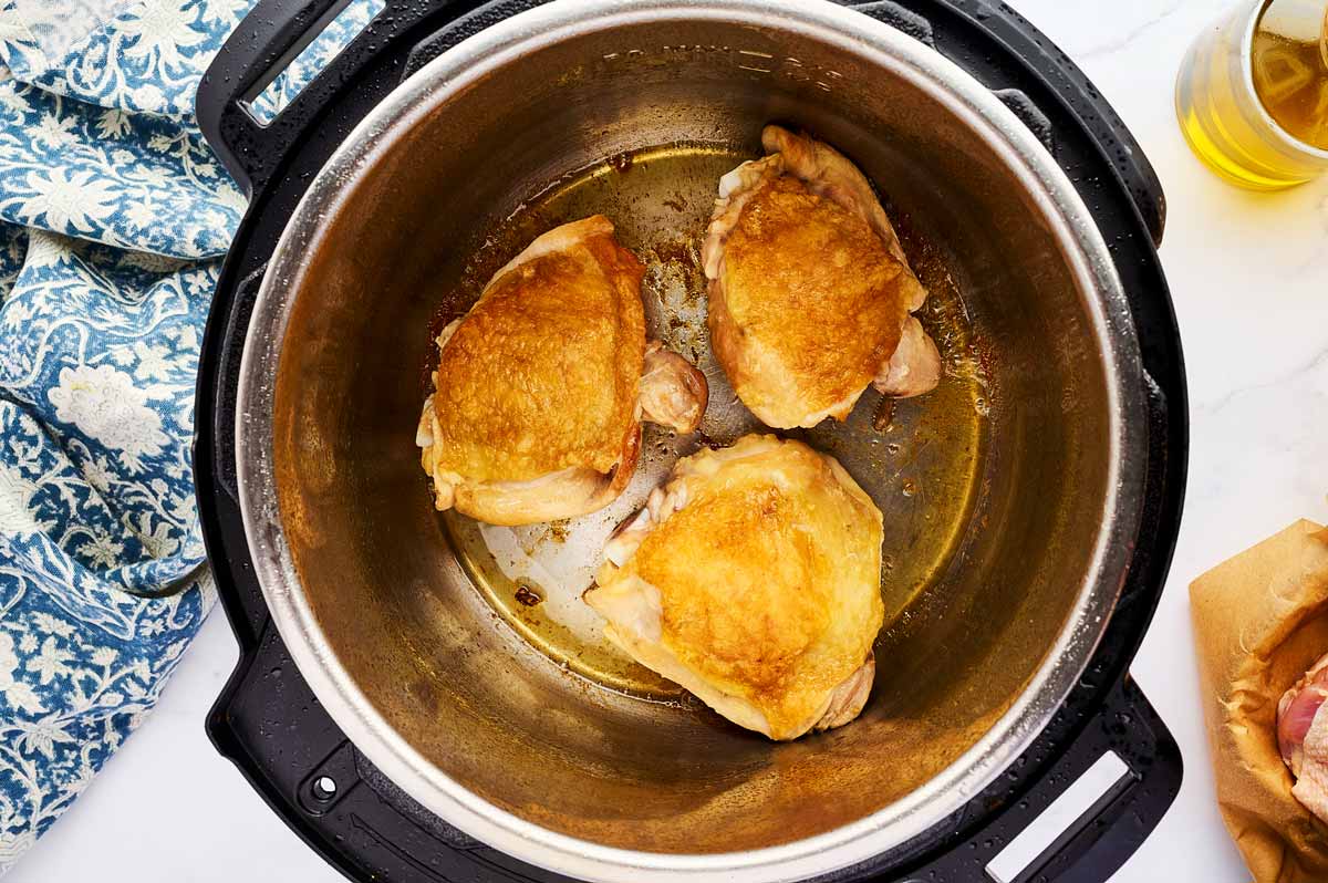 Seared chicken thighs in the instant pot.