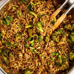 Skillet with ground beef and Ramen noodles.